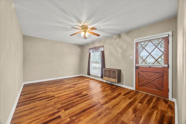 302 S Clark Street, Rockwall, TX 75087