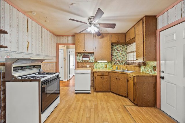 302 S Clark Street, Rockwall, TX 75087