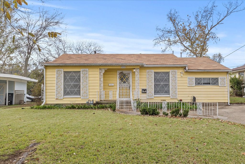 302 S Clark Street, Rockwall, TX 75087