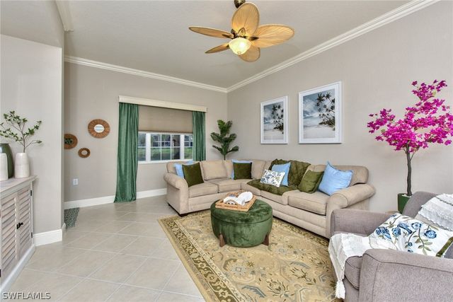 9242 Tesoro LN 1-102, Naples, FL 34114