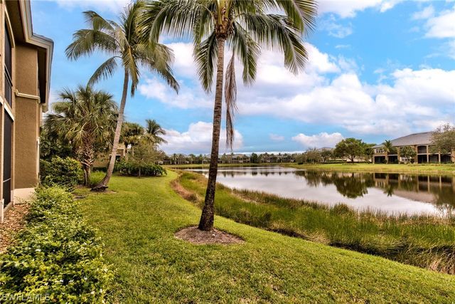 9242 Tesoro LN 1-102, Naples, FL 34114