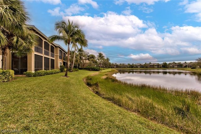 9242 Tesoro LN 1-102, Naples, FL 34114