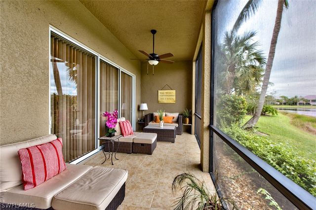 9242 Tesoro LN 1-102, Naples, FL 34114