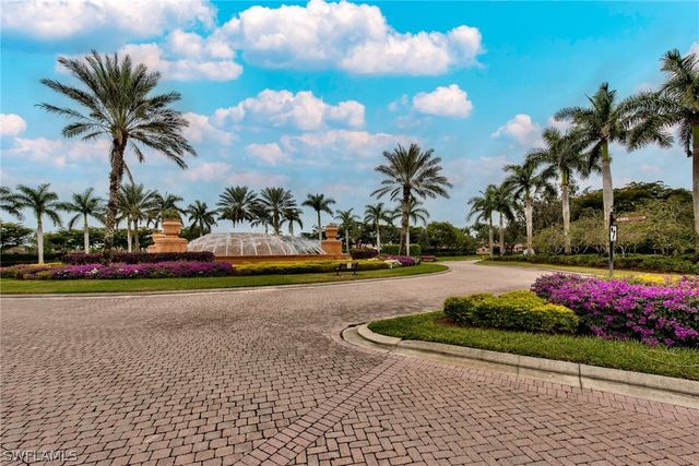 9242 Tesoro LN 1-102, Naples, FL 34114