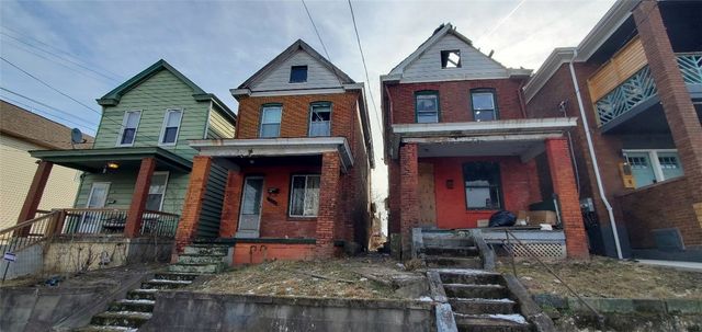 320 W 14TH AVENUE, Homestead, PA 15120