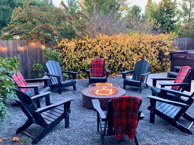 4605 Gravenstein Hwy N, Sebastopol, CA 95472