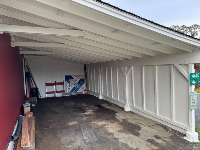 4605 Gravenstein Hwy N, Sebastopol, CA 95472