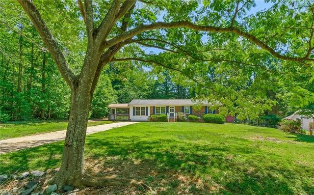 5404 Pine Level Drive, Browns Summit, NC 27214