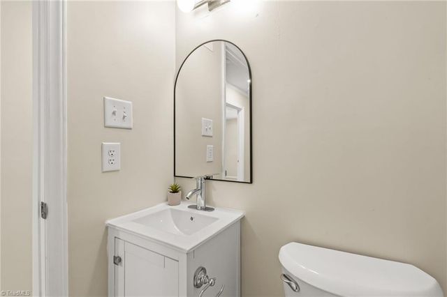 5404 Pine Level Drive, Browns Summit, NC 27214