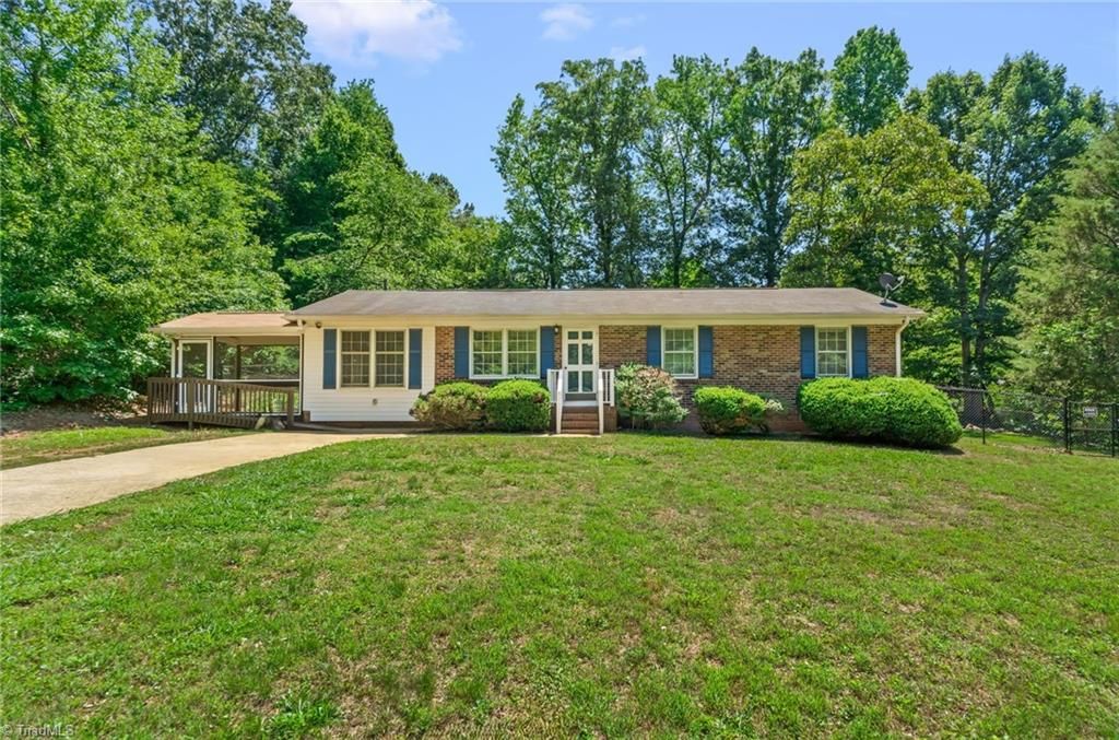 5404 Pine Level Drive, Browns Summit, NC 27214