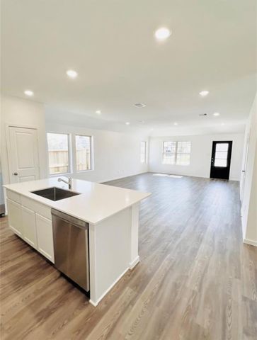 22445 Mountain Pine Drive, New Caney, TX 77357
