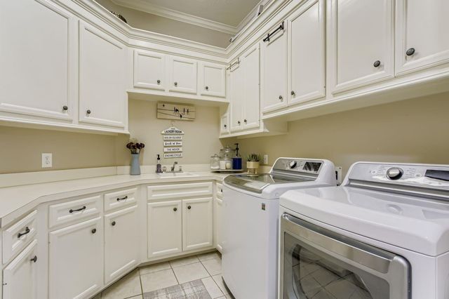 31 Glenleigh Place, The Woodlands, TX 77381