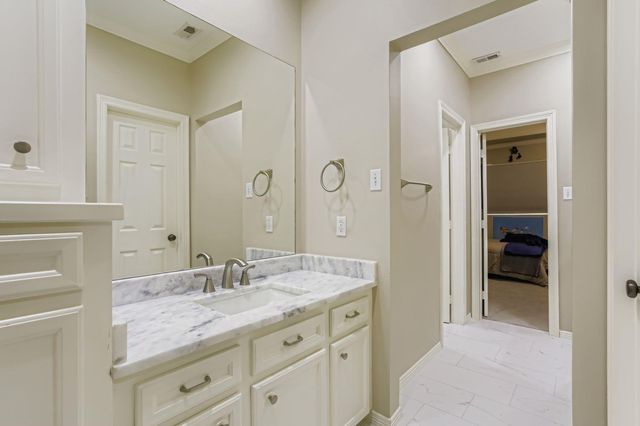 31 Glenleigh Place, The Woodlands, TX 77381