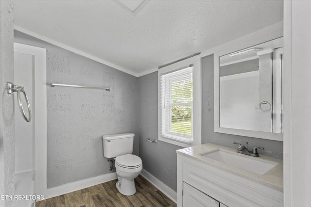 5802 N Broadway St, Knoxville, TN 37918