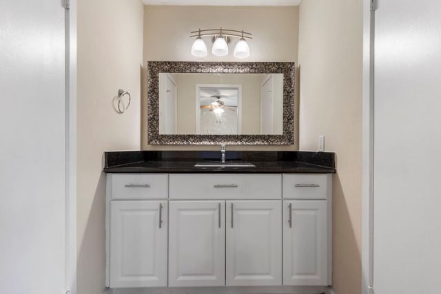 12106 Gray Oak Place, The Woodlands, TX 77380