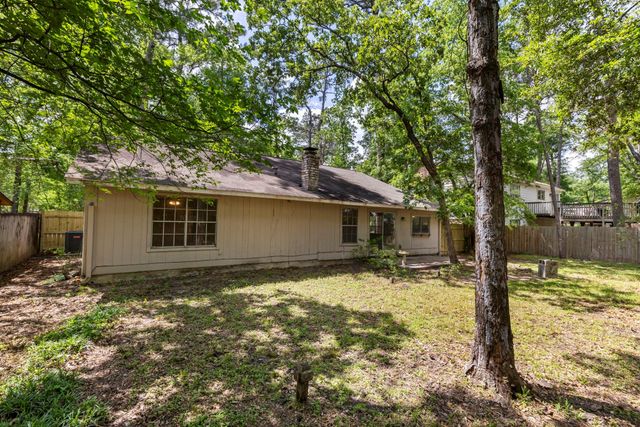 12106 Gray Oak Place, The Woodlands, TX 77380