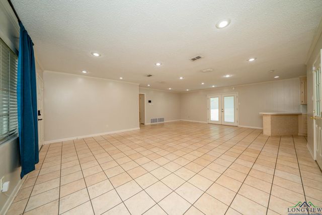 601 Kay Dr., Longview, TX 75601