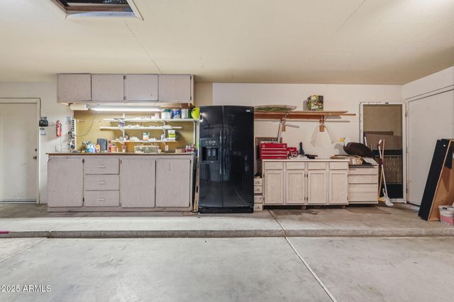 6708 E VENUE Street, Mesa, AZ 85215