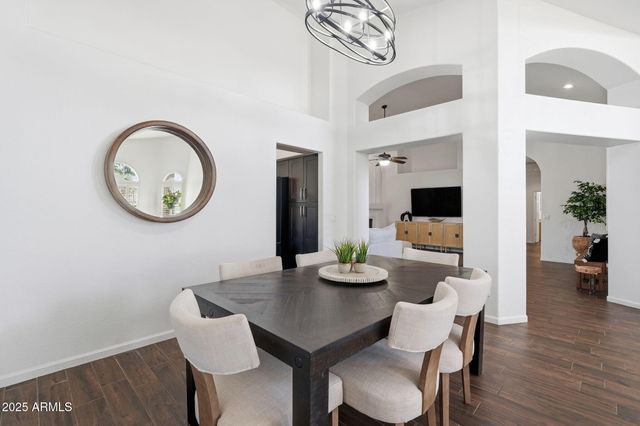 6708 E VENUE Street, Mesa, AZ 85215