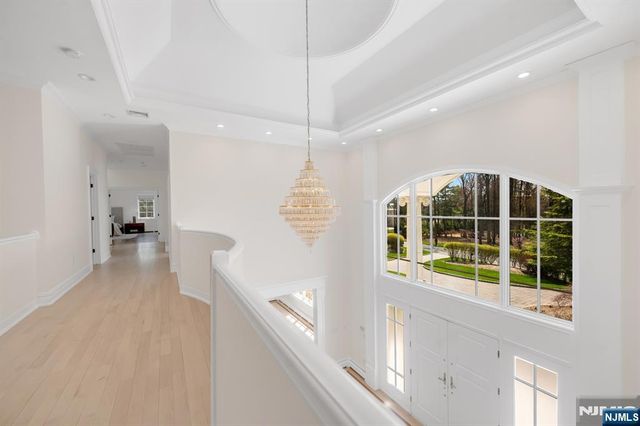 11 Alford Drive, Saddle River, NJ 07458