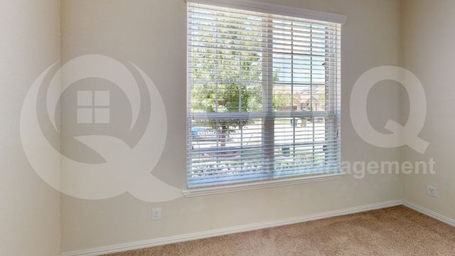 211 Copper Canyon Drive, Lewisville, TX 75067