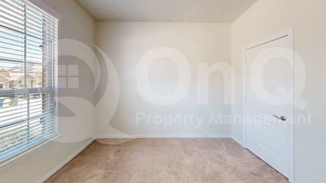 211 Copper Canyon Drive, Lewisville, TX 75067