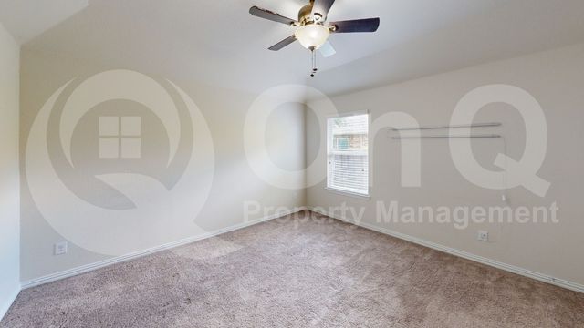 211 Copper Canyon Drive, Lewisville, TX 75067