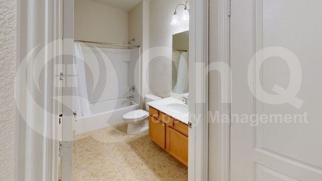 211 Copper Canyon Drive, Lewisville, TX 75067