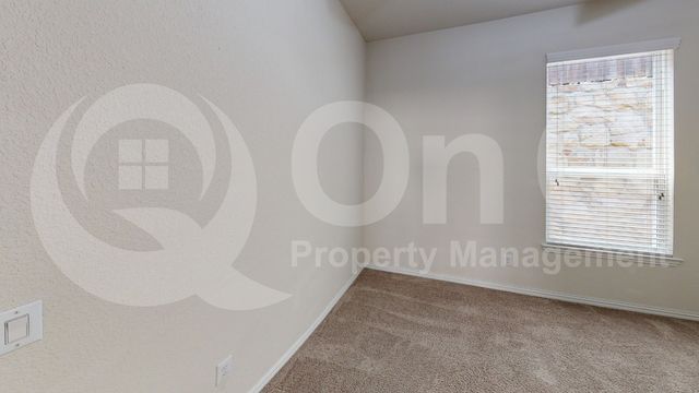 211 Copper Canyon Drive, Lewisville, TX 75067
