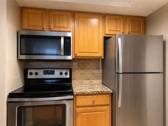 3075 Chastain Park Court NE, Atlanta, GA 30342