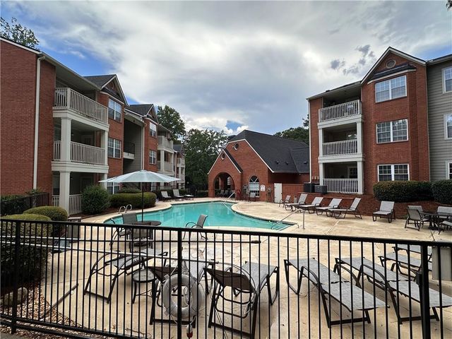 3075 Chastain Park Court NE, Atlanta, GA 30342