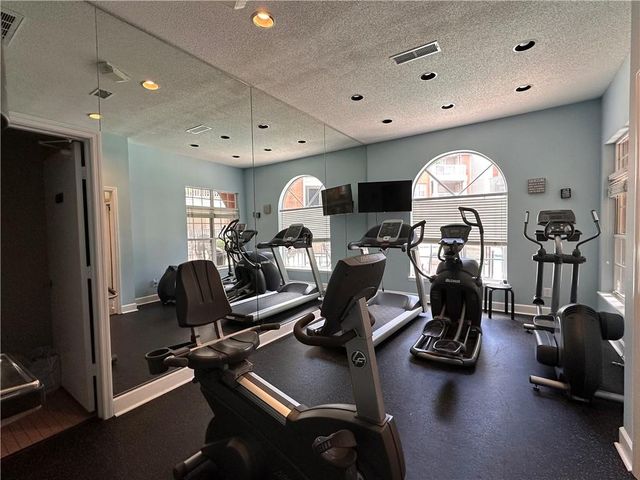 3075 Chastain Park Court NE, Atlanta, GA 30342