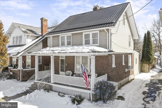423 S POTOMAC ST, Waynesboro, PA 17268