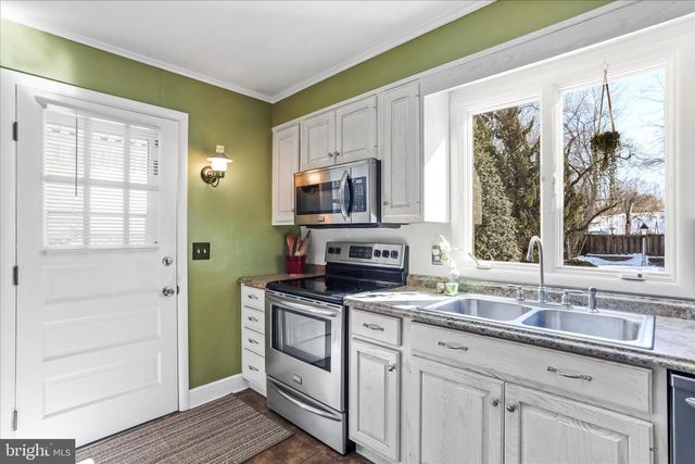 423 S POTOMAC ST, Waynesboro, PA 17268