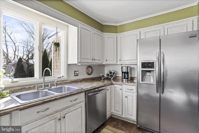 423 S POTOMAC ST, Waynesboro, PA 17268