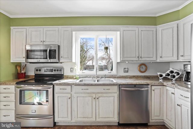 423 S POTOMAC ST, Waynesboro, PA 17268