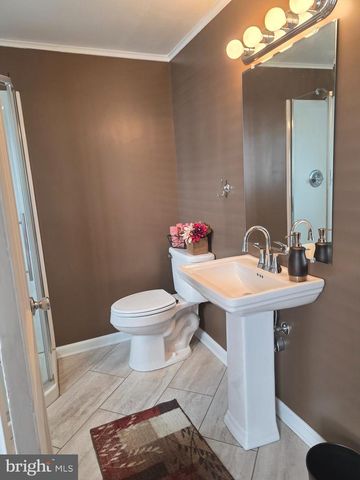 423 S POTOMAC ST, Waynesboro, PA 17268