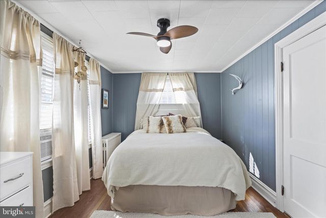 423 S POTOMAC ST, Waynesboro, PA 17268