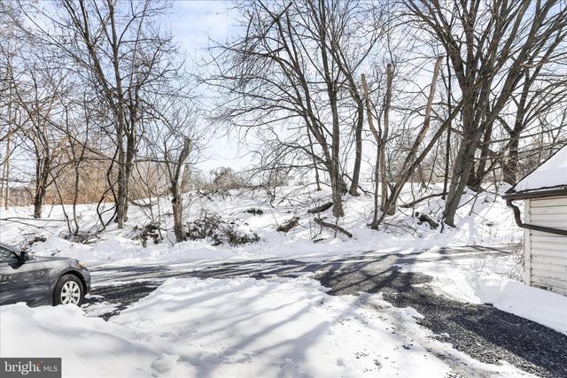 423 S POTOMAC ST, Waynesboro, PA 17268