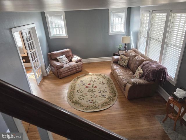 423 S POTOMAC ST, Waynesboro, PA 17268