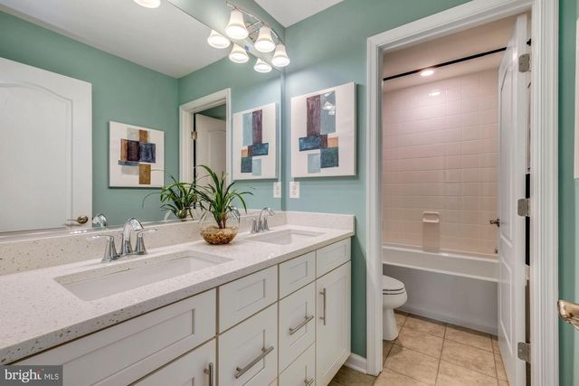 4004 MILNER RD, Nottingham, MD 21236