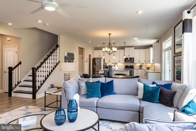 4004 MILNER RD, Nottingham, MD 21236