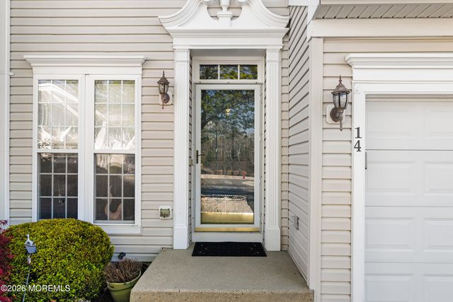 14 Osprey Lane, Bayville, NJ 08721