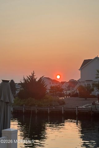 14 Osprey Lane, Bayville, NJ 08721