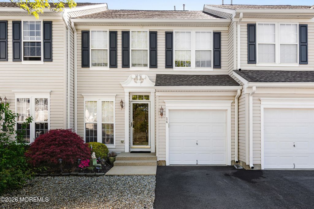 14 Osprey Lane, Bayville, NJ 08721