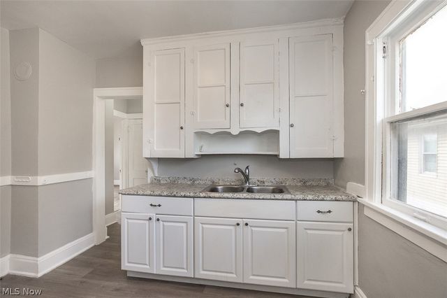 14112 Edgewood Avenue, Cleveland, OH 44128