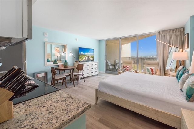 800 Sandcastle Dr 111, Port Aransas, TX 78373