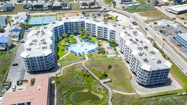 800 Sandcastle Dr 111, Port Aransas, TX 78373