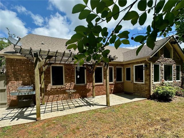 3397 Holly Glen Drive, Dacula, GA 30019