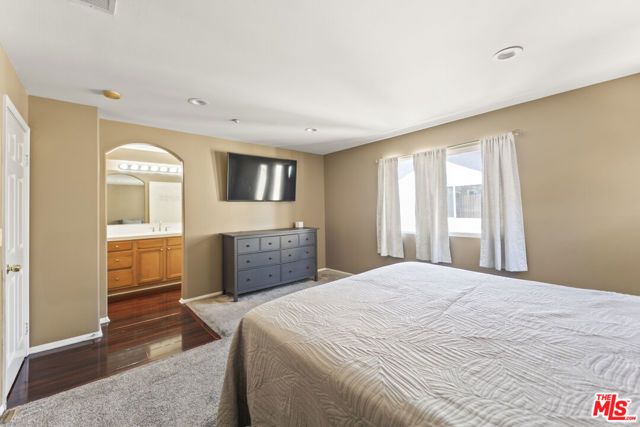 8554 Burnet Avenue 125, North Hills (los Angeles), CA 91343